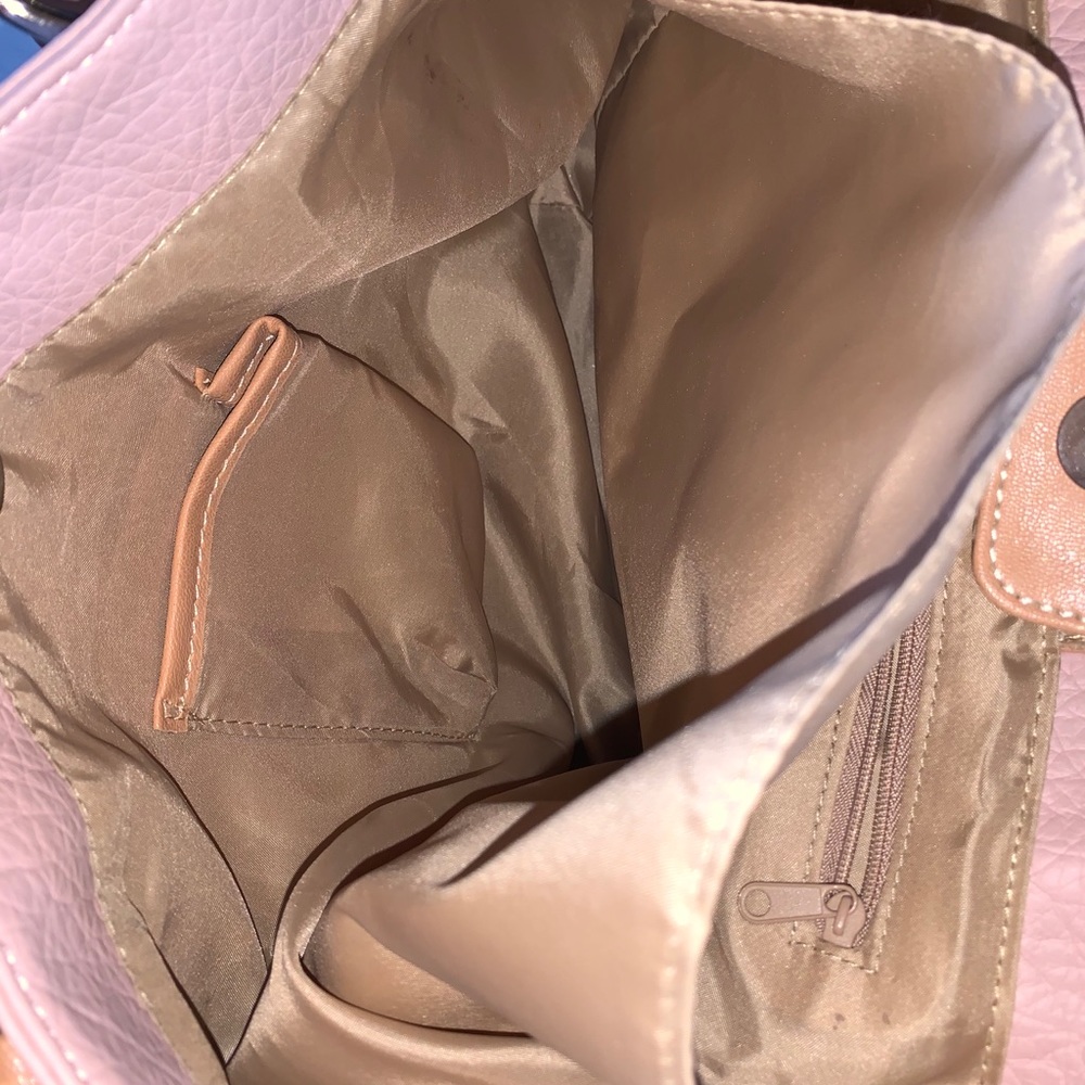 Purse - Picture 3 of 4